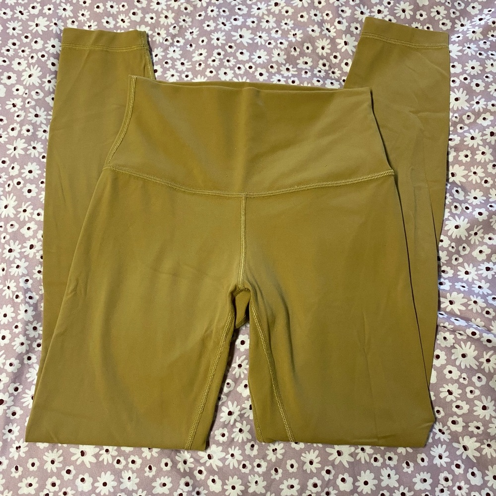SOLD Lululemon Align 25” Leggings Grape Leaf size 4